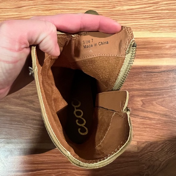 NWOB Western Ankle Booties - Picture 5 of 5